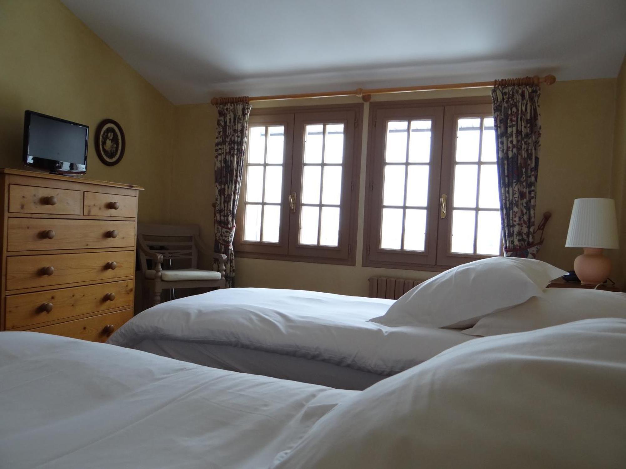 Auberge Des Chasseurs Échenevex Oda fotoğraf